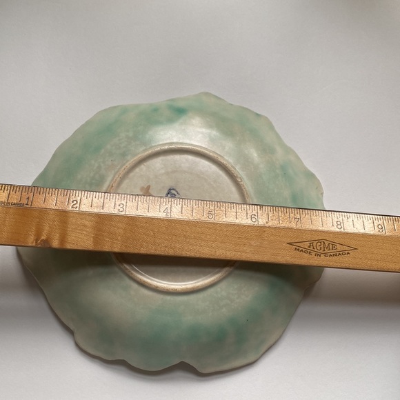 Beautiful ceramic decorative dish. Vintage. Made in England - Picture 9 of 9